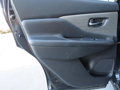 Used 2018 Nissan Murano S image 41