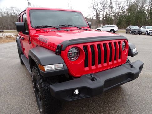 Used 2020 Jeep Wrangler Unlimited Willys Wheeler AWD/4WD image 2