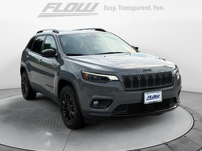 Used 2023 Jeep Cherokee Altitude Lux w/ Lux Elite Package