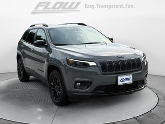 Used 2023 Jeep Cherokee Altitude Lux w/ Lux Elite Package AWD/4WD video 1