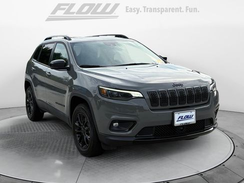 Used 2023 Jeep Cherokee Altitude Lux w/ Lux Elite Package AWD/4WD image 1