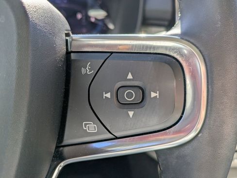 Certified 2023 Volvo XC40 B5 Plus w/ Driver Assist Package image 25