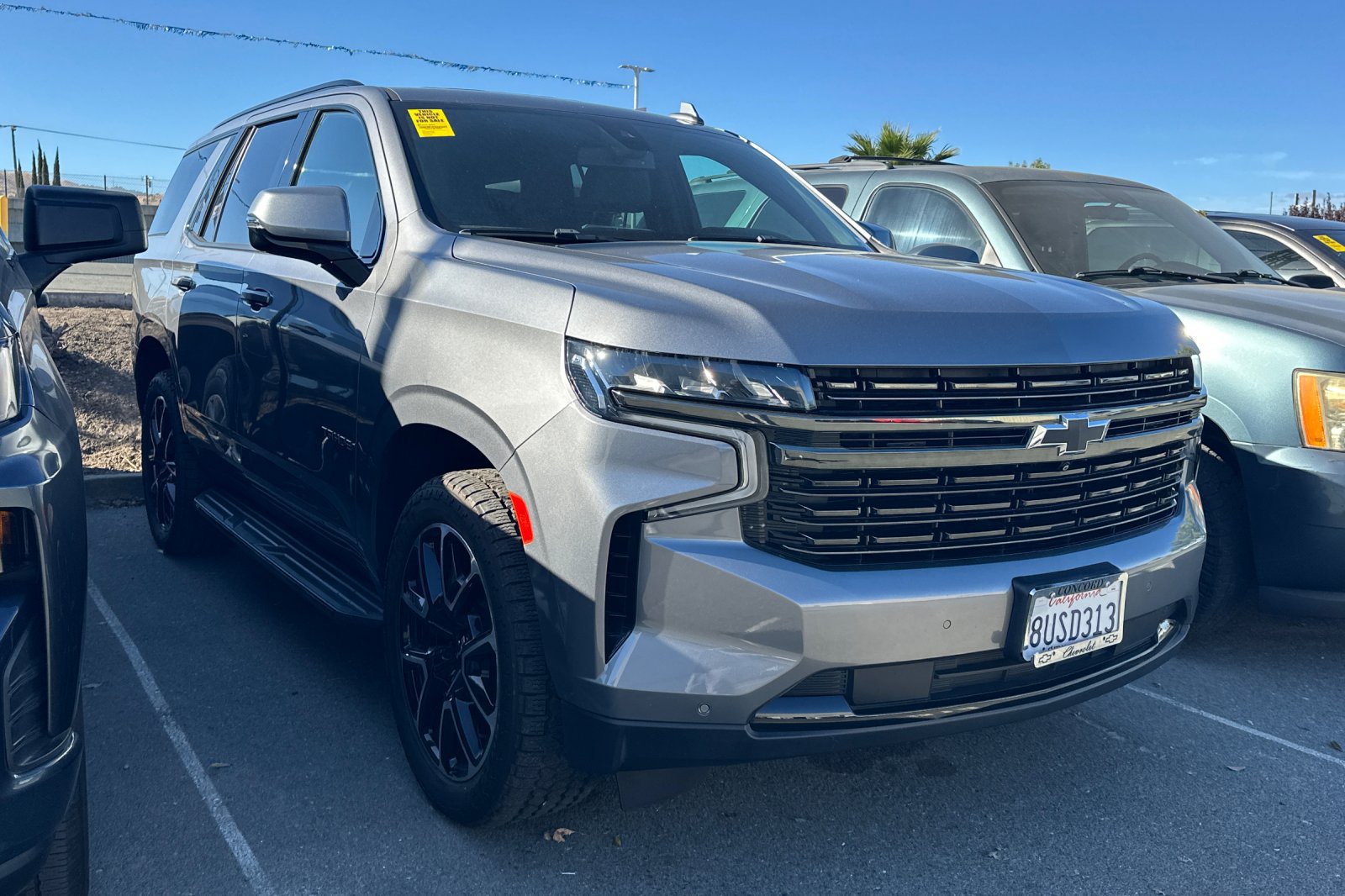 Used 2021 Chevrolet Tahoe RST w/ Luxury Package AWD/4WD image 2