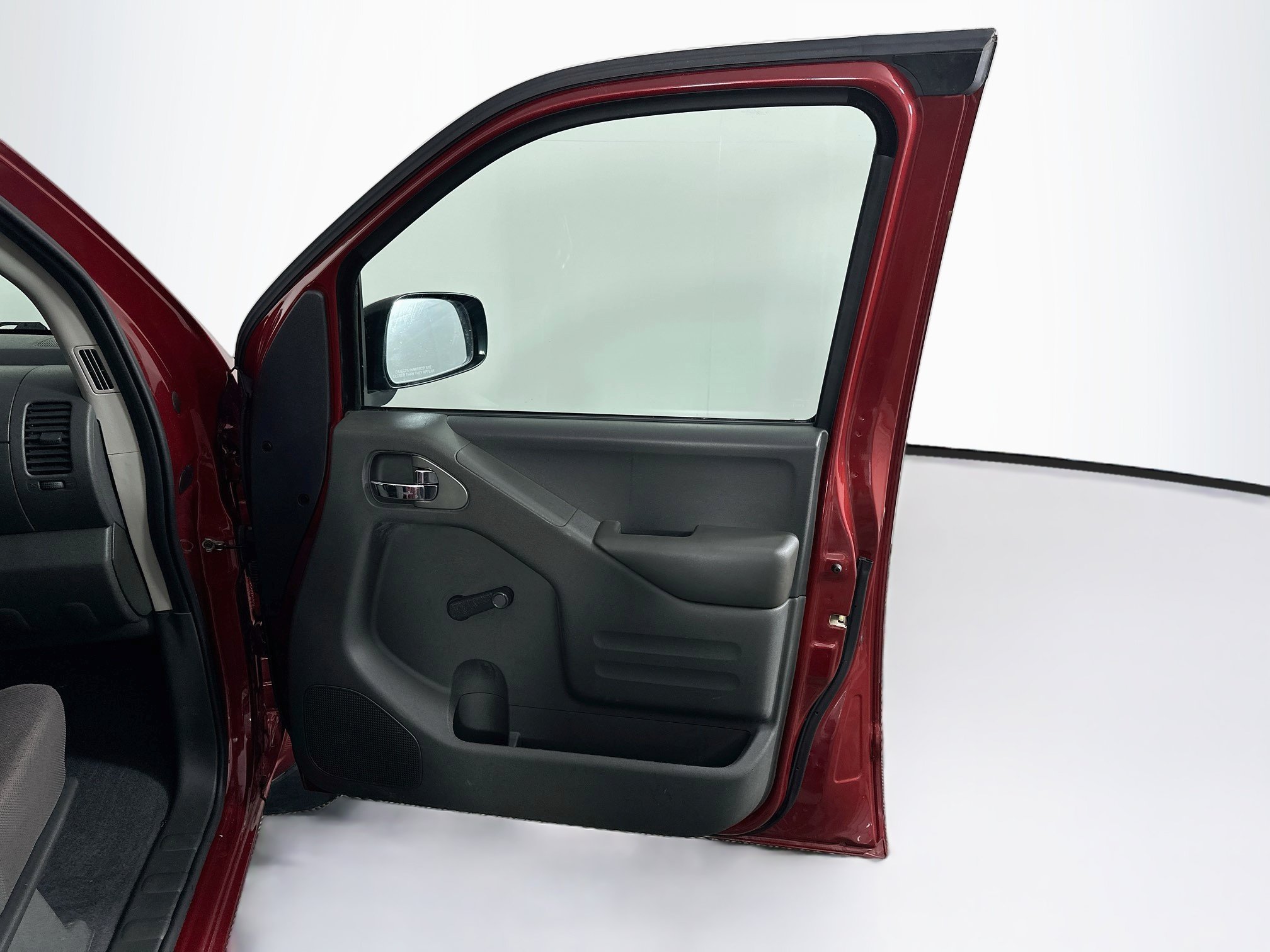 Used 2019 Nissan Frontier S RWD image 31