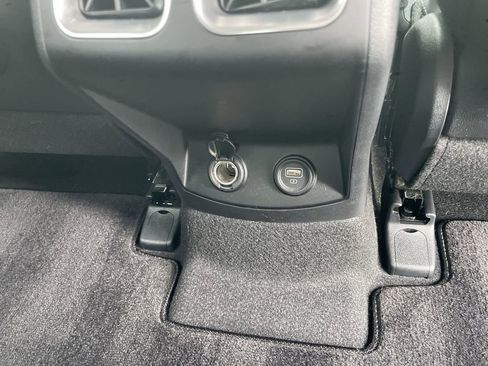 Certified 2023 Kia Sorento EX AWD/4WD image 25