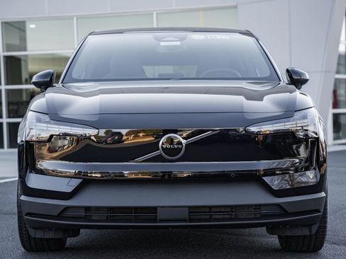 New 2026 Volvo EX30 Plus image 2