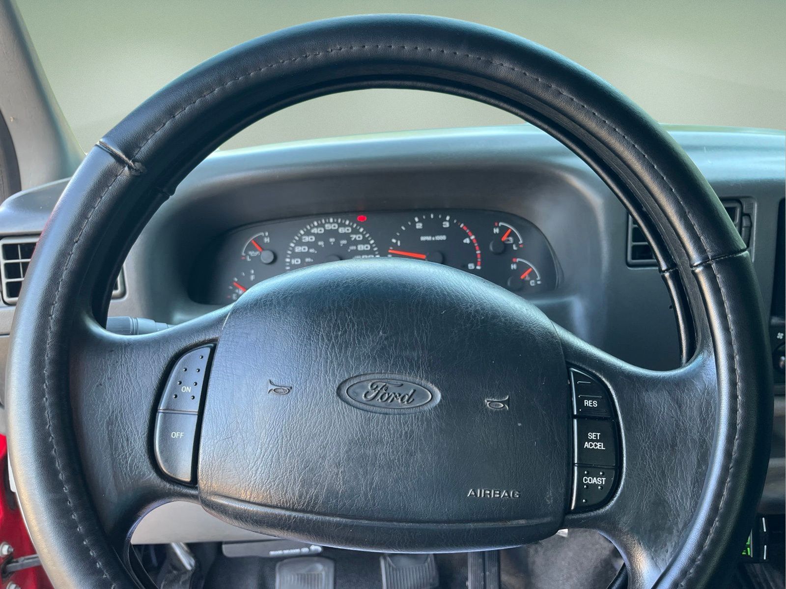 Used 2002 Ford F250 XLT AWD/4WD image 15