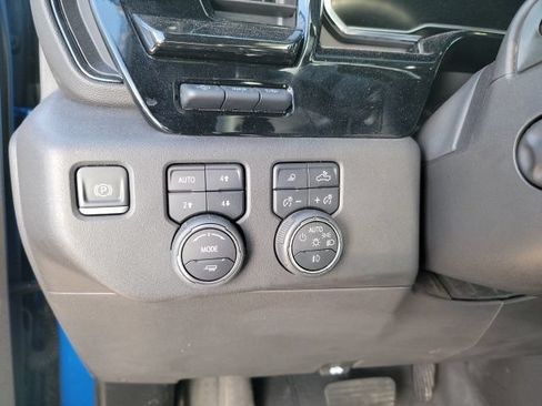 Used 2022 Chevrolet Silverado 1500 ZR2 w/ Technology Package AWD/4WD image 14