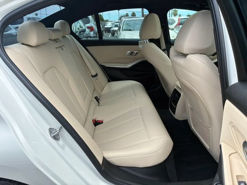 Used 2019 BMW 330i Sedan w/ Convenience Package RWD image 25
