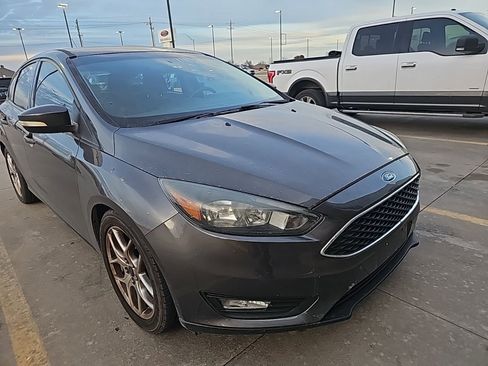 Used 2015 Ford Focus SE w/ Equipment Group 201A image 1