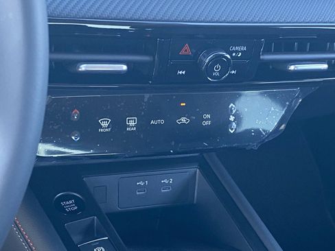 New 2026 Nissan Kicks SR FWD image 29