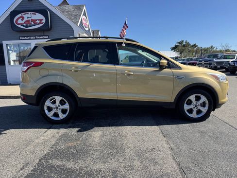 Used 2014 Ford Escape SE w/ Equipment Group 201A FWD image 11