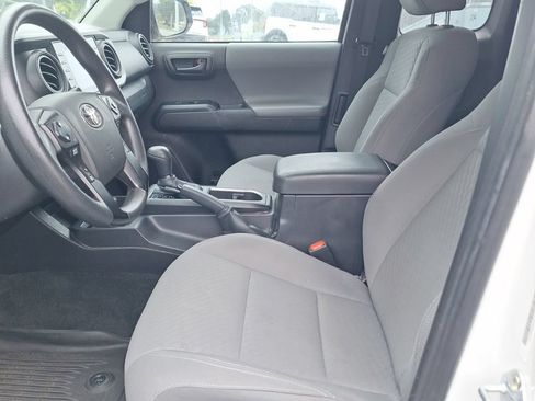 Used 2023 Toyota Tacoma SR RWD image 13