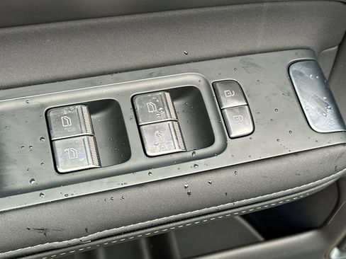 New 2026 Polestar Polestar 4 image 15