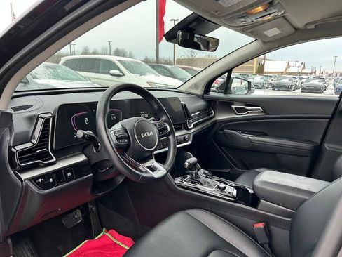 Certified 2023 Kia Sportage EX image 11