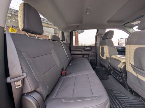 Used 2024 Chevrolet Silverado 2500 Custom w/ Custom Value Package image 37