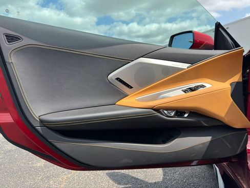 Used 2023 Chevrolet Corvette Z06 image 17