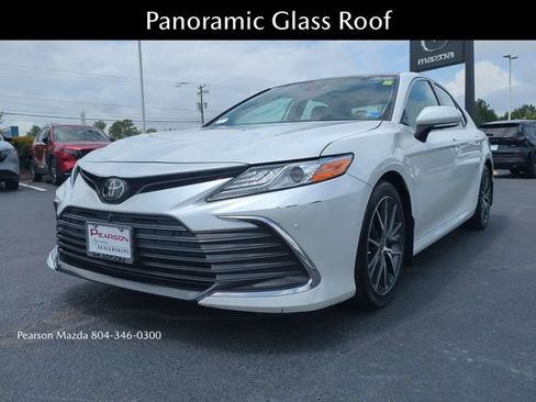 Used 2023 Toyota Camry XLE w/ Navigation Package AWD/4WD image 9
