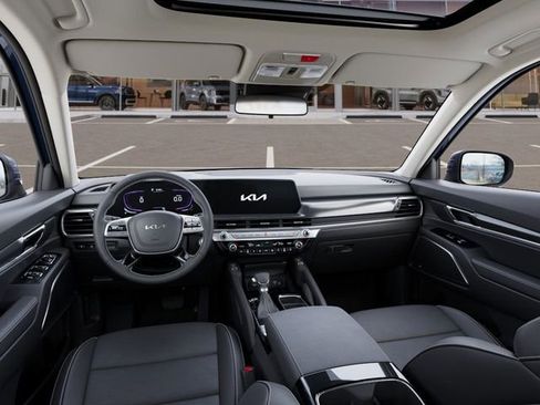 New 2025 Kia Telluride S image 16