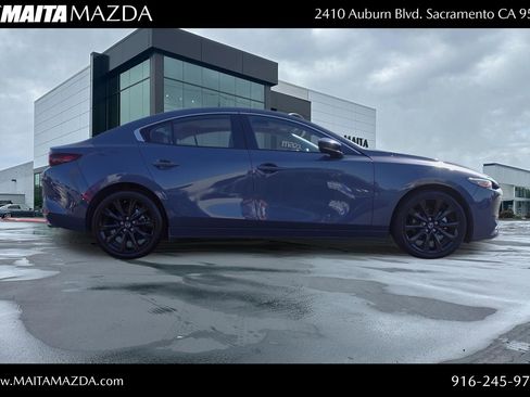 Used 2025 MAZDA MAZDA3 s AWD/4WD image 2