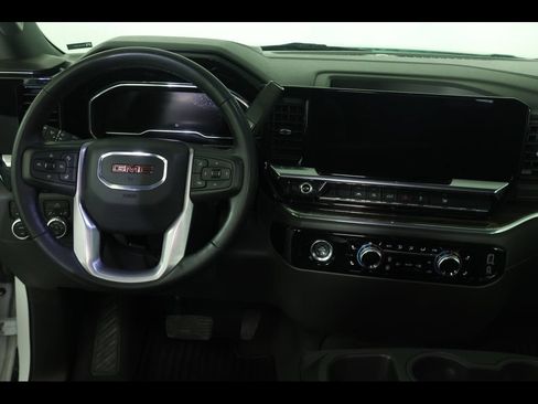 Used 2024 GMC Sierra 1500 Elevation AWD/4WD image 22