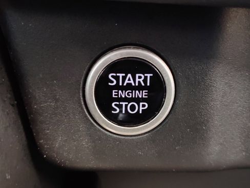 Used 2021 Nissan Rogue SL FWD image 35