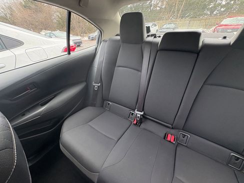 Used 2025 Toyota Corolla LE image 35