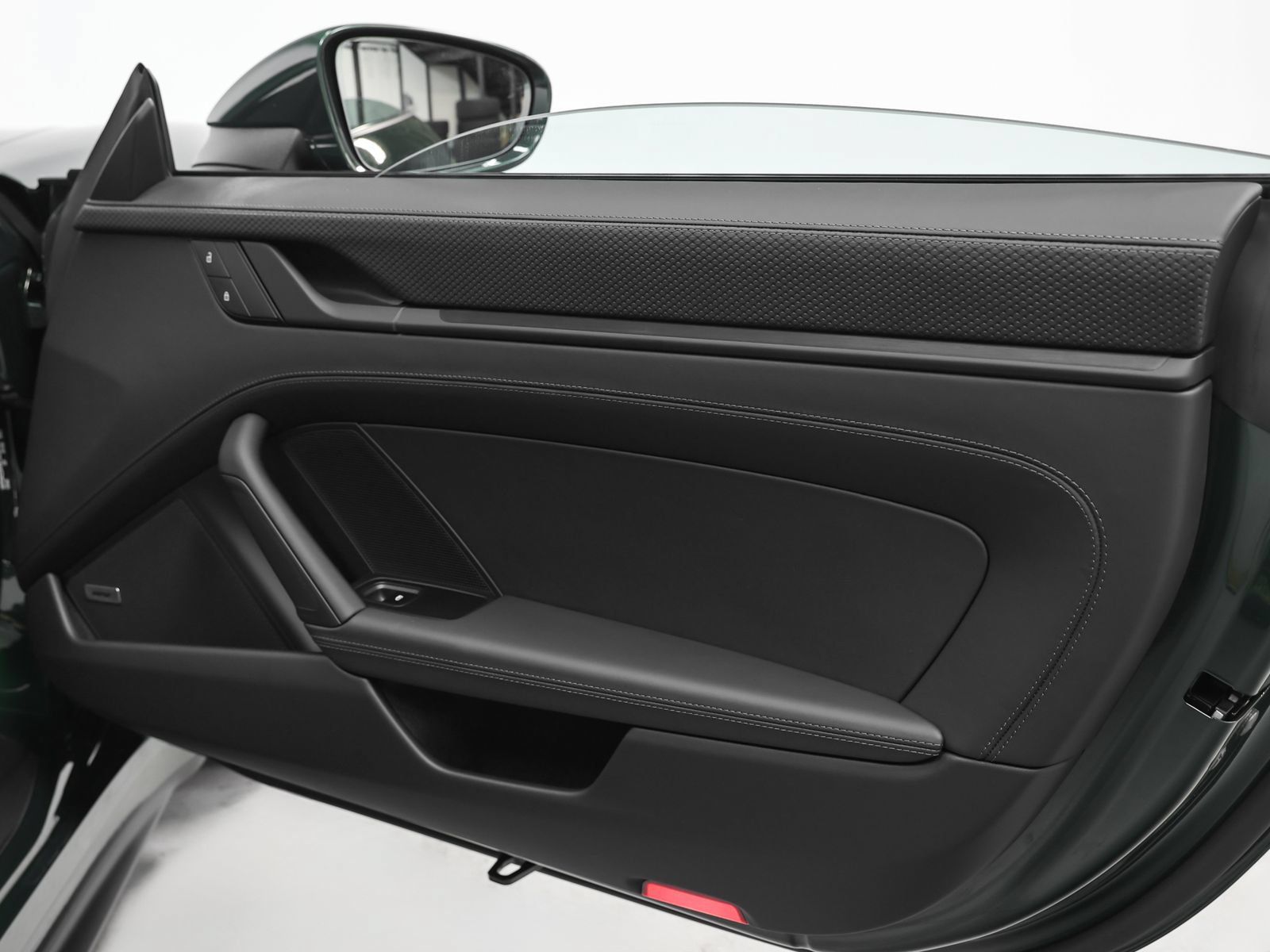 Certified 2026 Porsche 911 GT3 RWD image 32