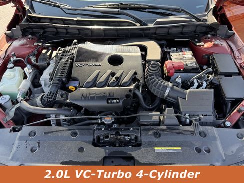 Used 2022 Nissan Altima 2.0 SR image 12