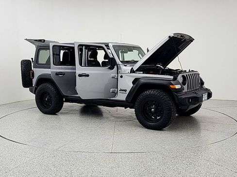 Used 2019 Jeep Wrangler Unlimited Sport AWD/4WD image 10