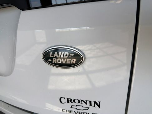 Used 2020 Land Rover Range Rover Evoque S AWD/4WD image 6