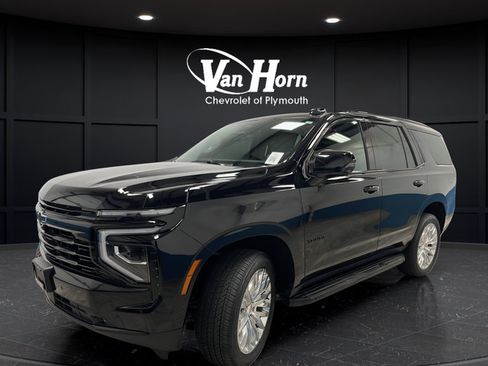 Used 2026 Chevrolet Tahoe RST w/ Comfort Package AWD/4WD image 3