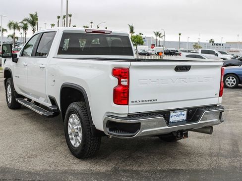 Used 2025 Chevrolet Silverado 2500 LT AWD/4WD image 7