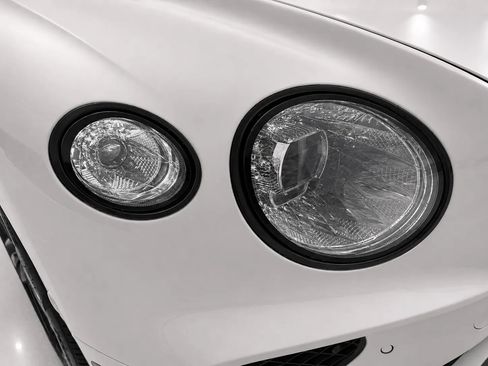 Used 2021 Bentley Continental GT AWD/4WD image 25