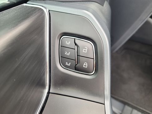 Used 2024 Ford F150 Lariat w/ Mobile Office Package image 32