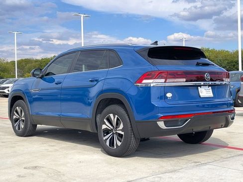 New 2026 Volkswagen Atlas Cross Sport SE image 4