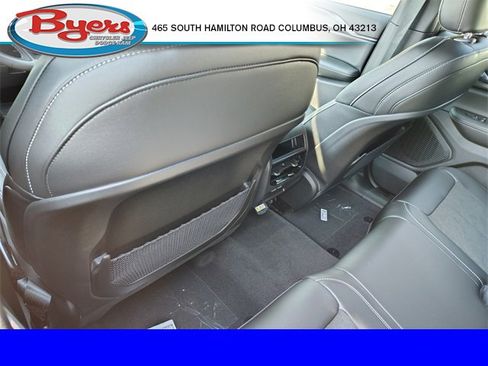 New 2025 Jeep Grand Cherokee Altitude image 30