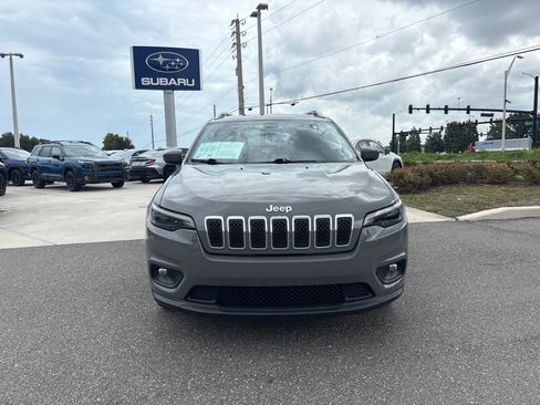 Used 2020 Jeep Cherokee Latitude Plus FWD image 2