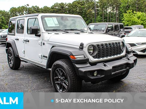 Used 2025 Jeep Wrangler Unlimited Sport AWD/4WD image 3