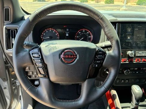 Certified 2025 Nissan Frontier PRO-4X w/ Pro Premium Package AWD/4WD image 15