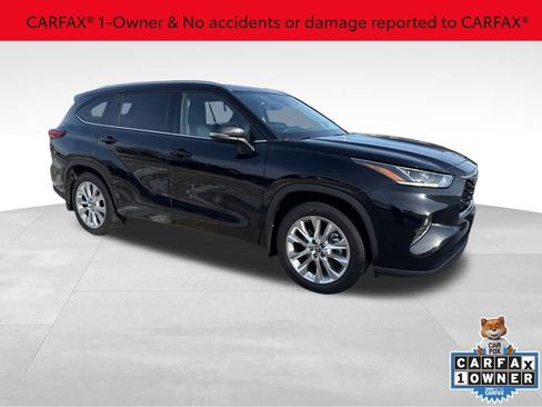 Used 2020 Toyota Highlander Limited image 2