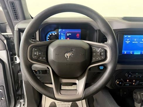 Used 2023 Ford Bronco 4-Door image 33