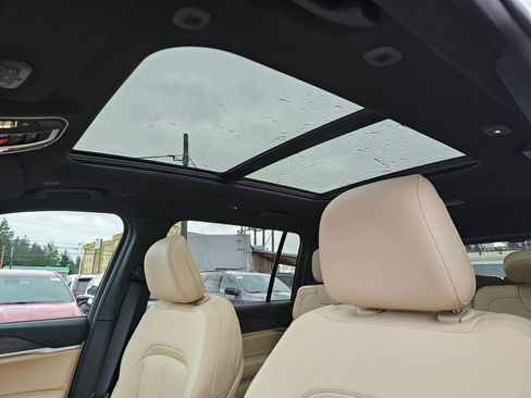 New 2025 Jeep Grand Cherokee L Limited image 21