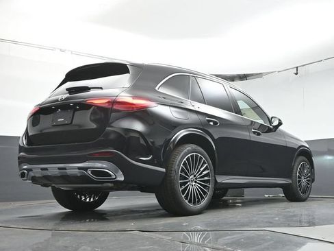 Used 2026 Mercedes-Benz GLC 300 image 39