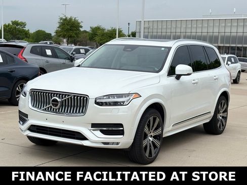 Certified 2024 Volvo XC90 B6 Plus AWD/4WD image 3