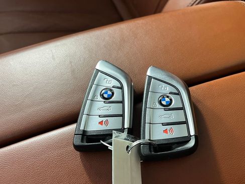 Used 2021 BMW X5 xDrive40i w/ Premium Package 2 AWD/4WD image 30