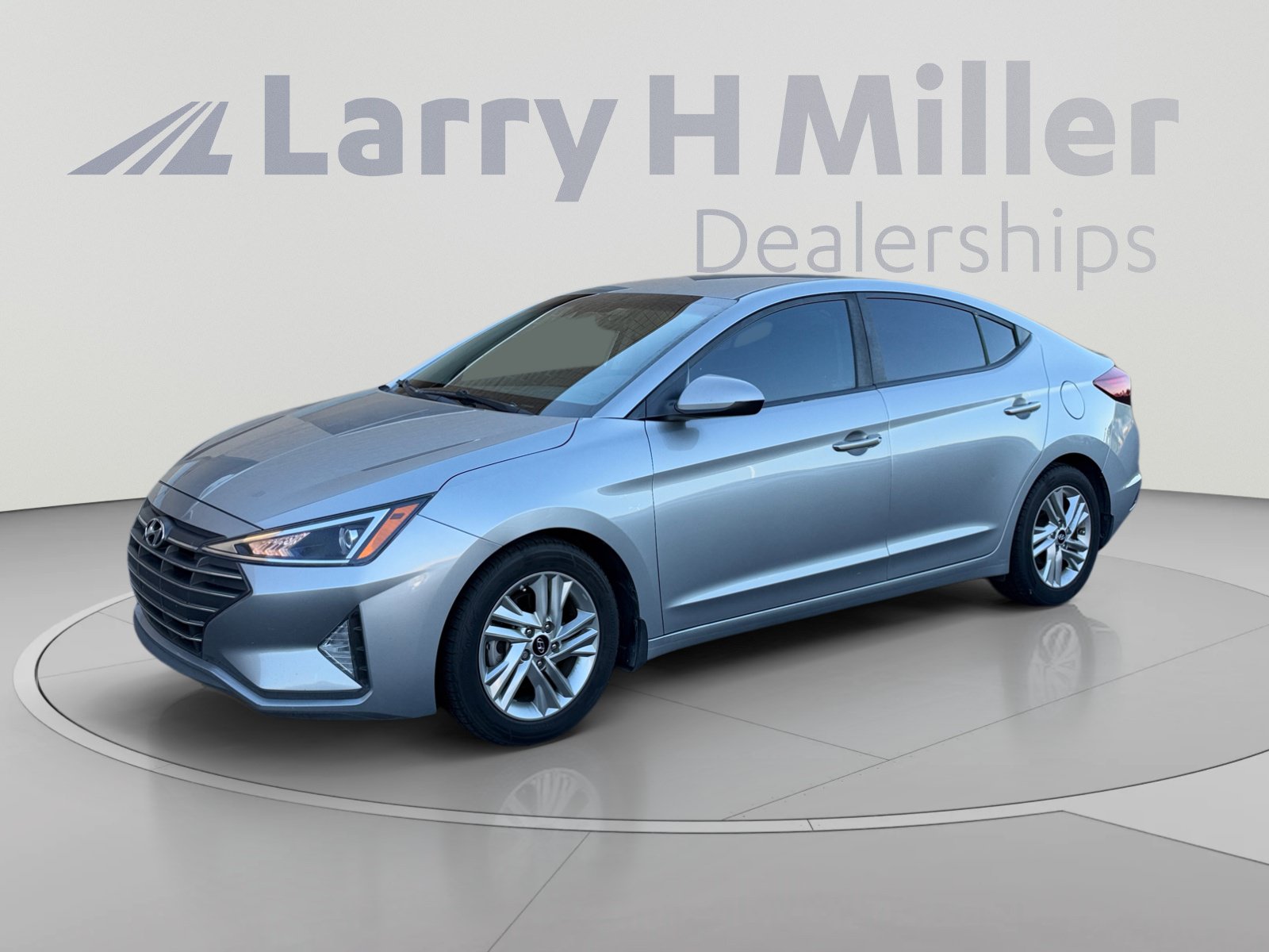 Used 2020 Hyundai Elantra SEL w/ Cargo Package (C1) FWD image 1