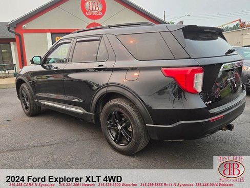 Used 2024 Ford Explorer XLT AWD/4WD image 5