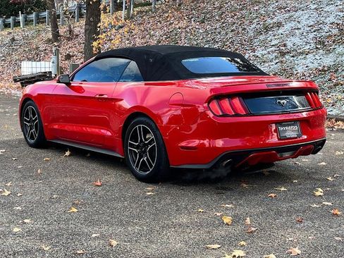 Used 2016 Ford Mustang Premium image 22