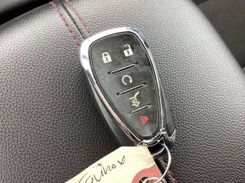 Used 2024 Chevrolet Equinox RS FWD image 35